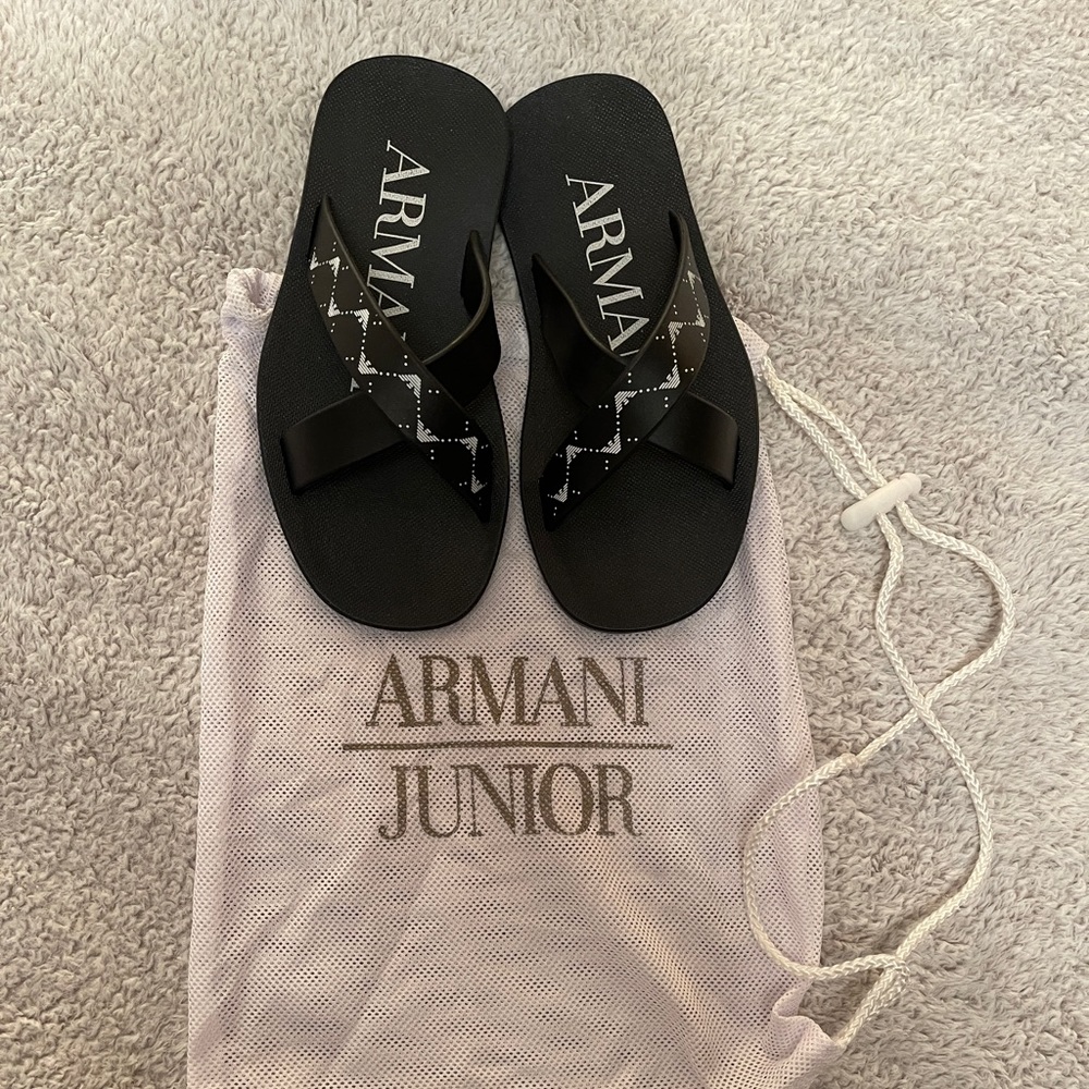 Armani boys pool rubber slides. 100% authentic